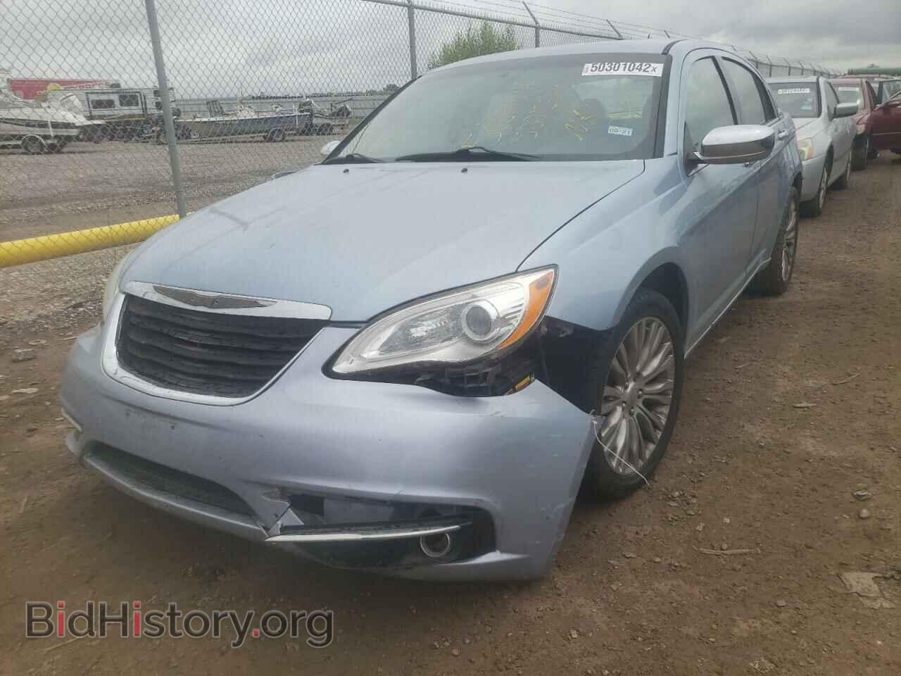2013 CHRYSLER 200 - VIN: 1C3CCBCG2DN522523 - Photo 2