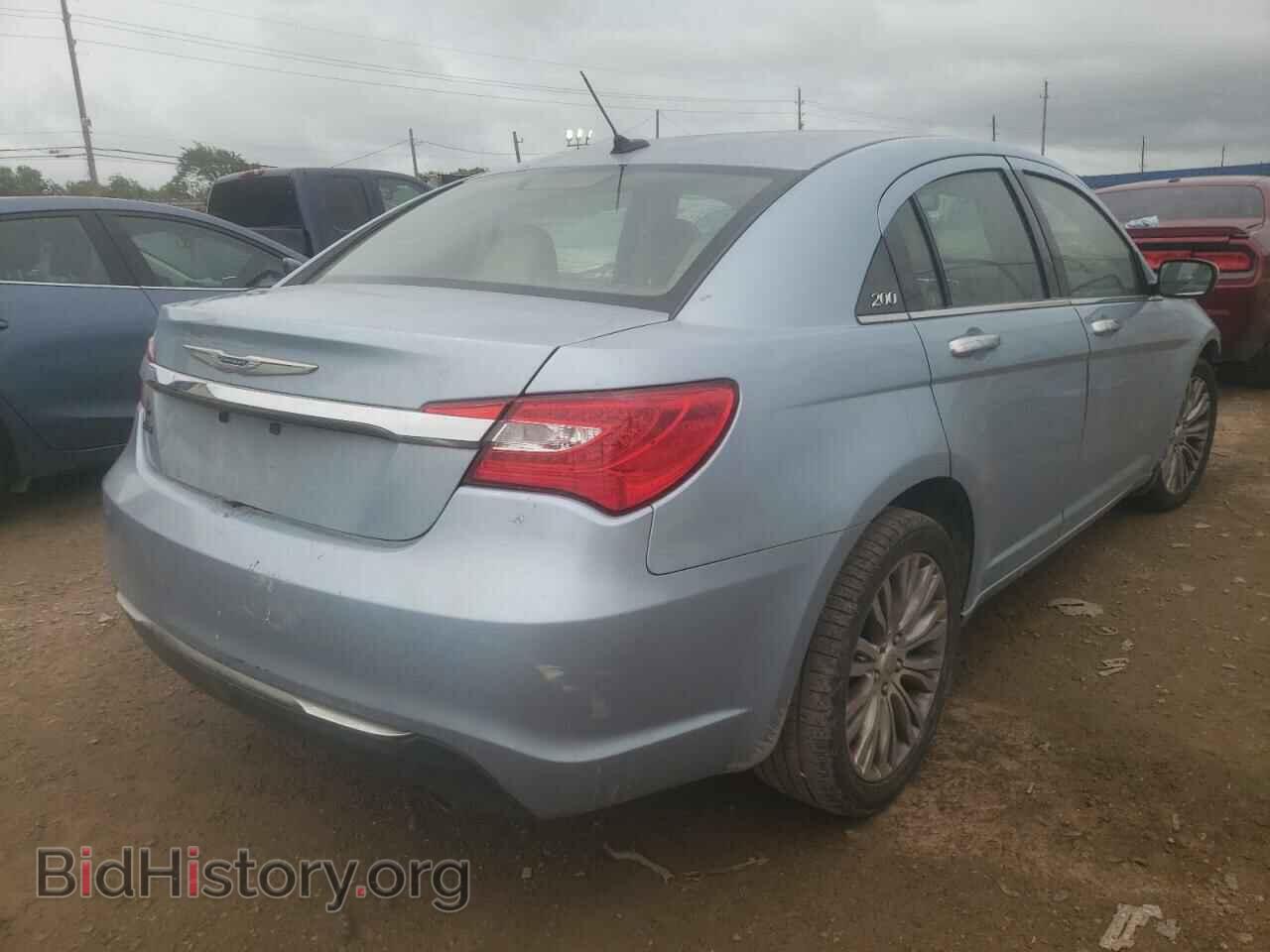 2013 CHRYSLER 200 - VIN: 1C3CCBCG2DN522523 - Photo 4