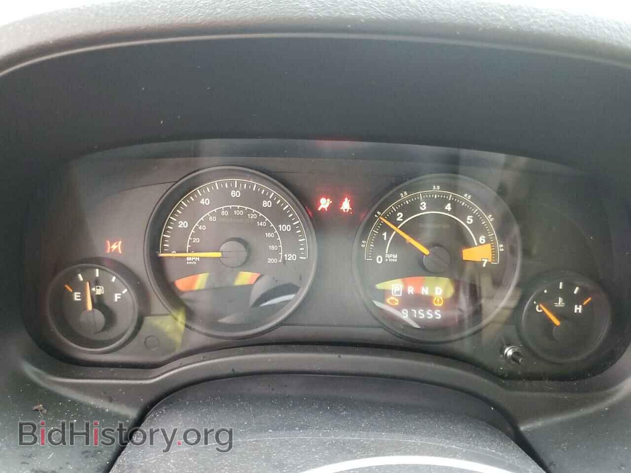 2014 JEEP COMPASS - VIN: 1C4NJCBA1ED642477 - Фото 9