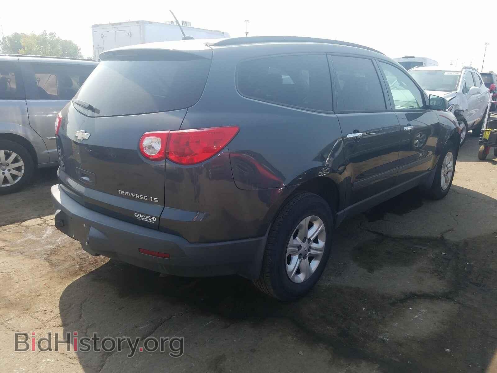 2010 CHEVROLET TRAVERSE - VIN: 1GNLREED3AJ209697 - Фото 4