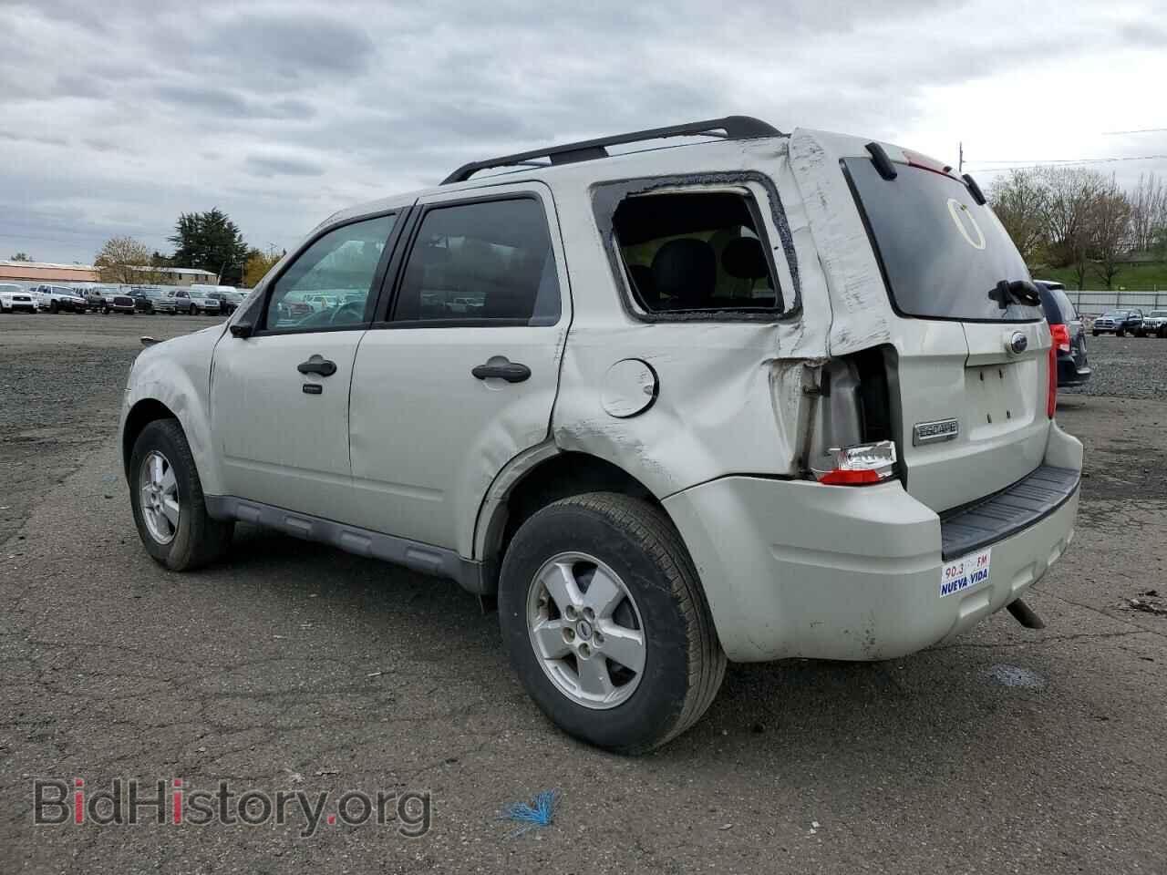 2009 FORD ESCAPE - VIN: 1FMCU03719KB10255 - Фото 2