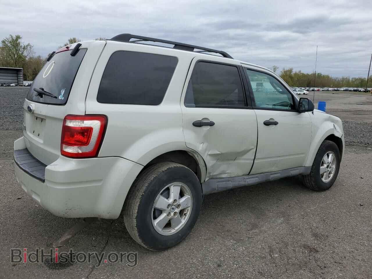 2009 FORD ESCAPE - VIN: 1FMCU03719KB10255 - Фото 3