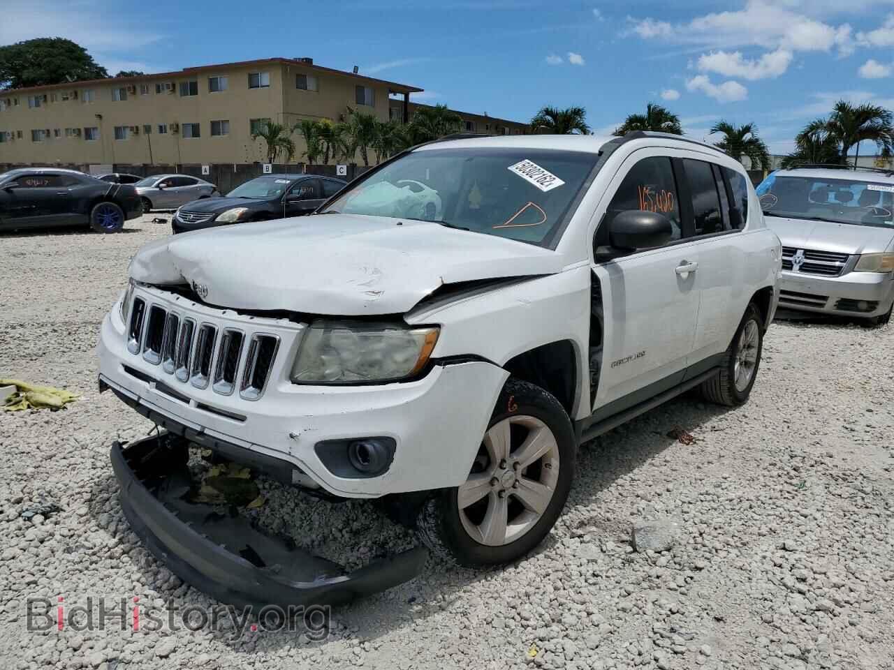 2011 JEEP COMPASS - VIN: 1J4NT1FB8BD189353 - Photo 2