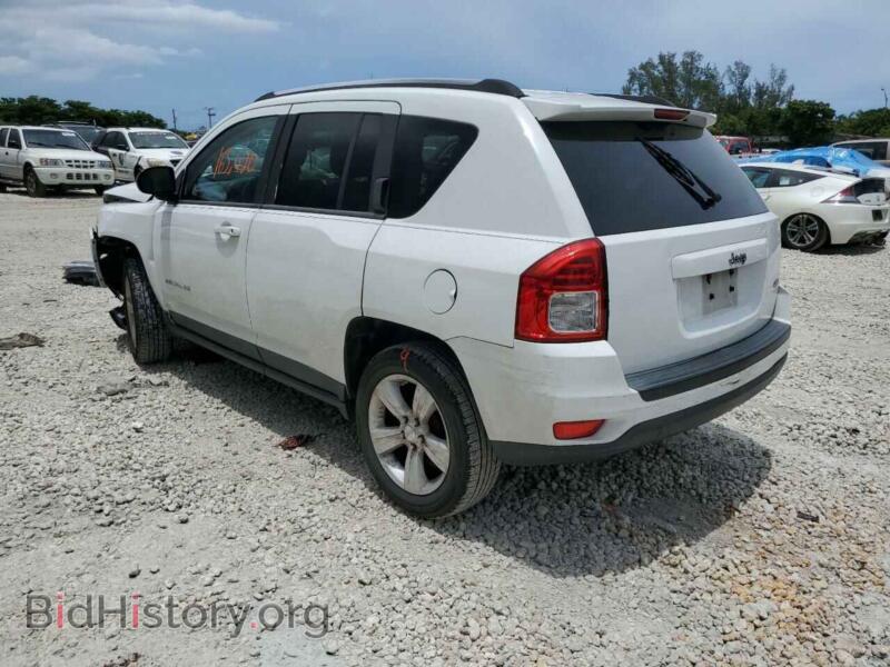 2011 Jeep COMPASS (VIN 1J4NT1FB8BD189353) — photo 3 of 10