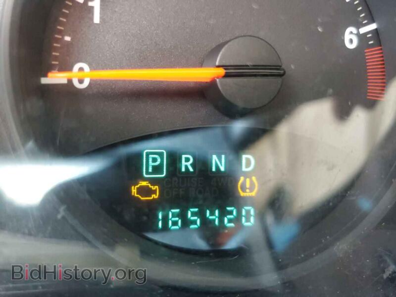 2011 Jeep COMPASS (VIN 1J4NT1FB8BD189353) — photo 8 of 10