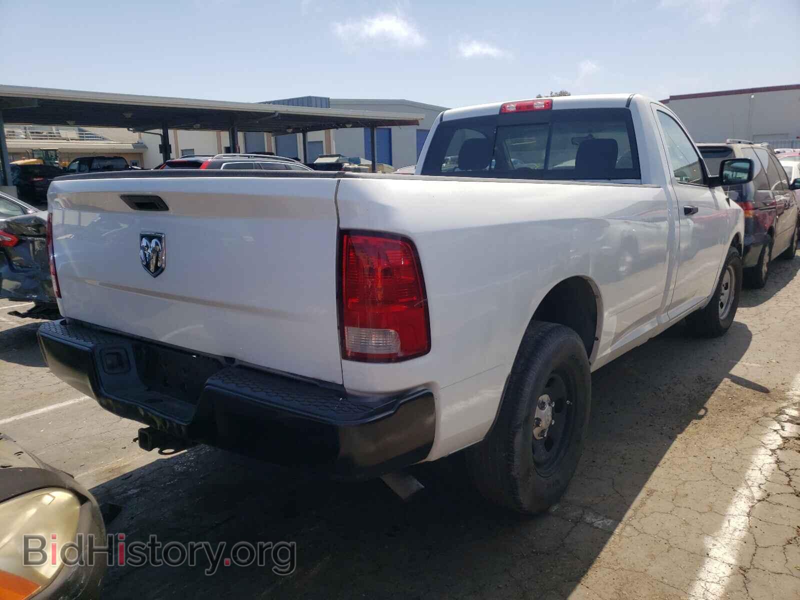 2017 RAM 1500 - VIN: 3C6JR6DG6HG687004 - Photo 4