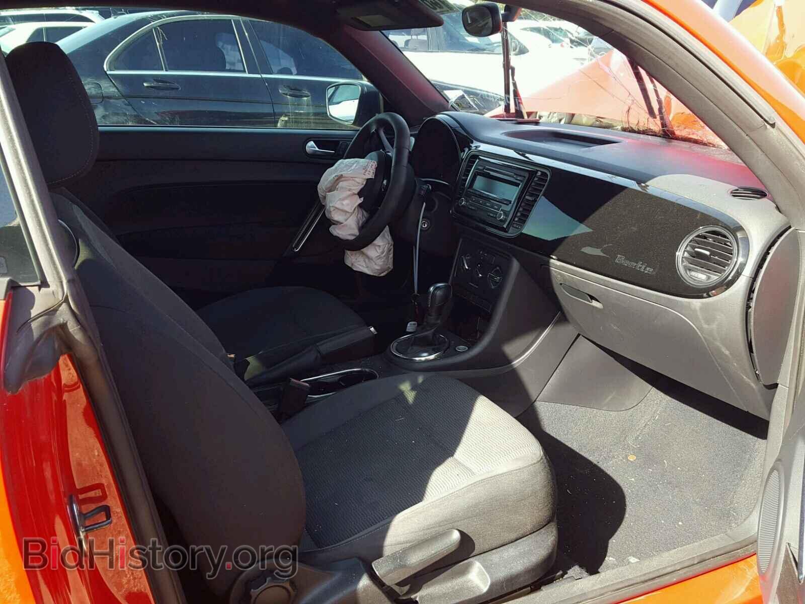 2012 VOLKSWAGEN BEETLE - VIN: 3VWFP7AT1CM646167 - Фото 5
