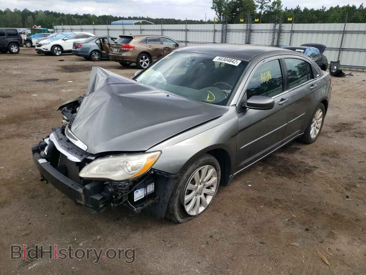 2012 CHRYSLER 200 - VIN: 1C3CCBBB4CN166645 - Фото 2