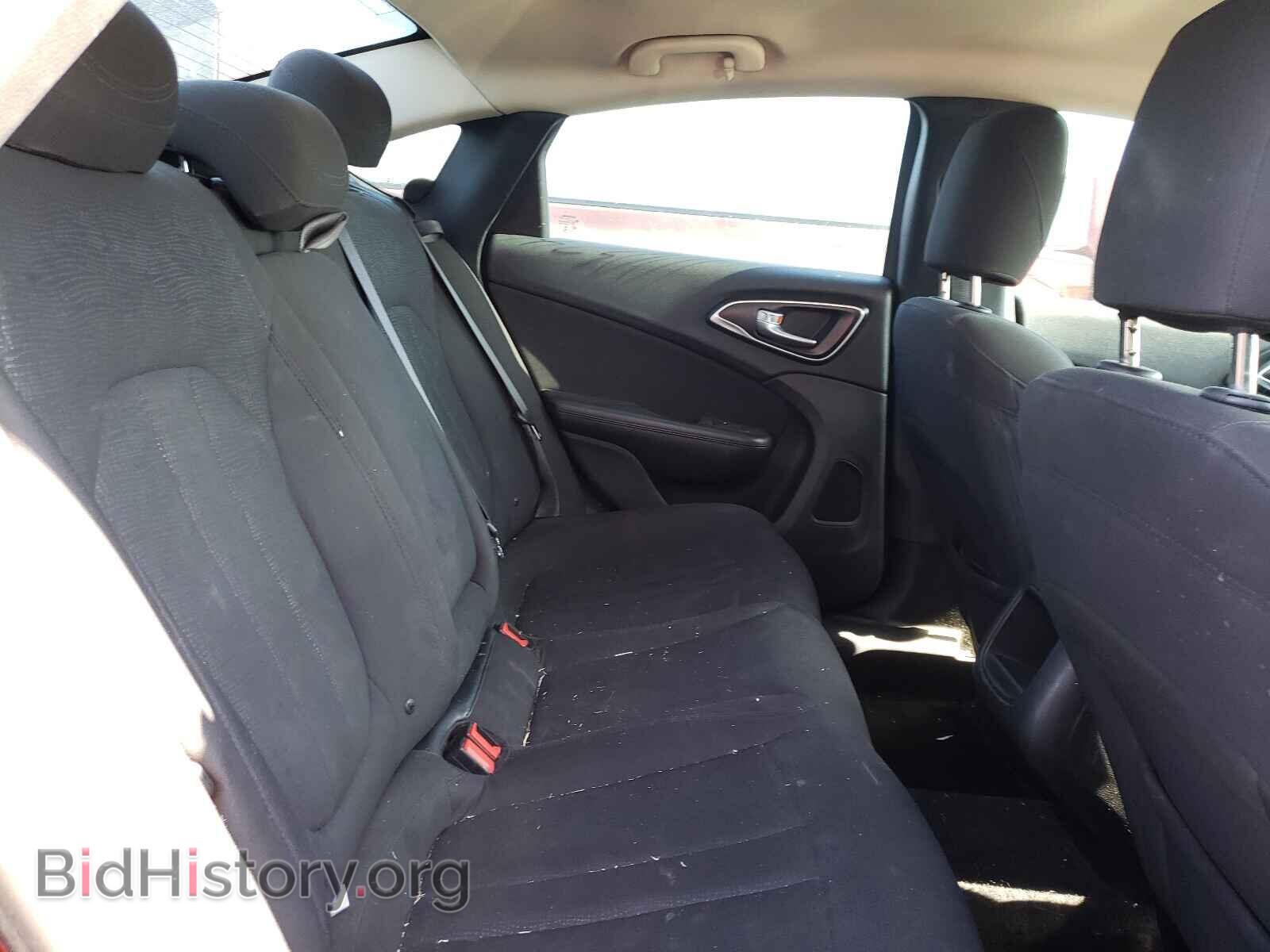 2015 CHRYSLER 200 - VIN: 1C3CCCAB7FN653155 - Фото 6