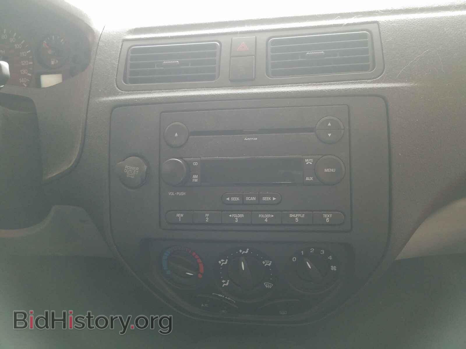 2006 FORD FOCUS - VIN: 1FAFP34N36W120741 - Фото 9