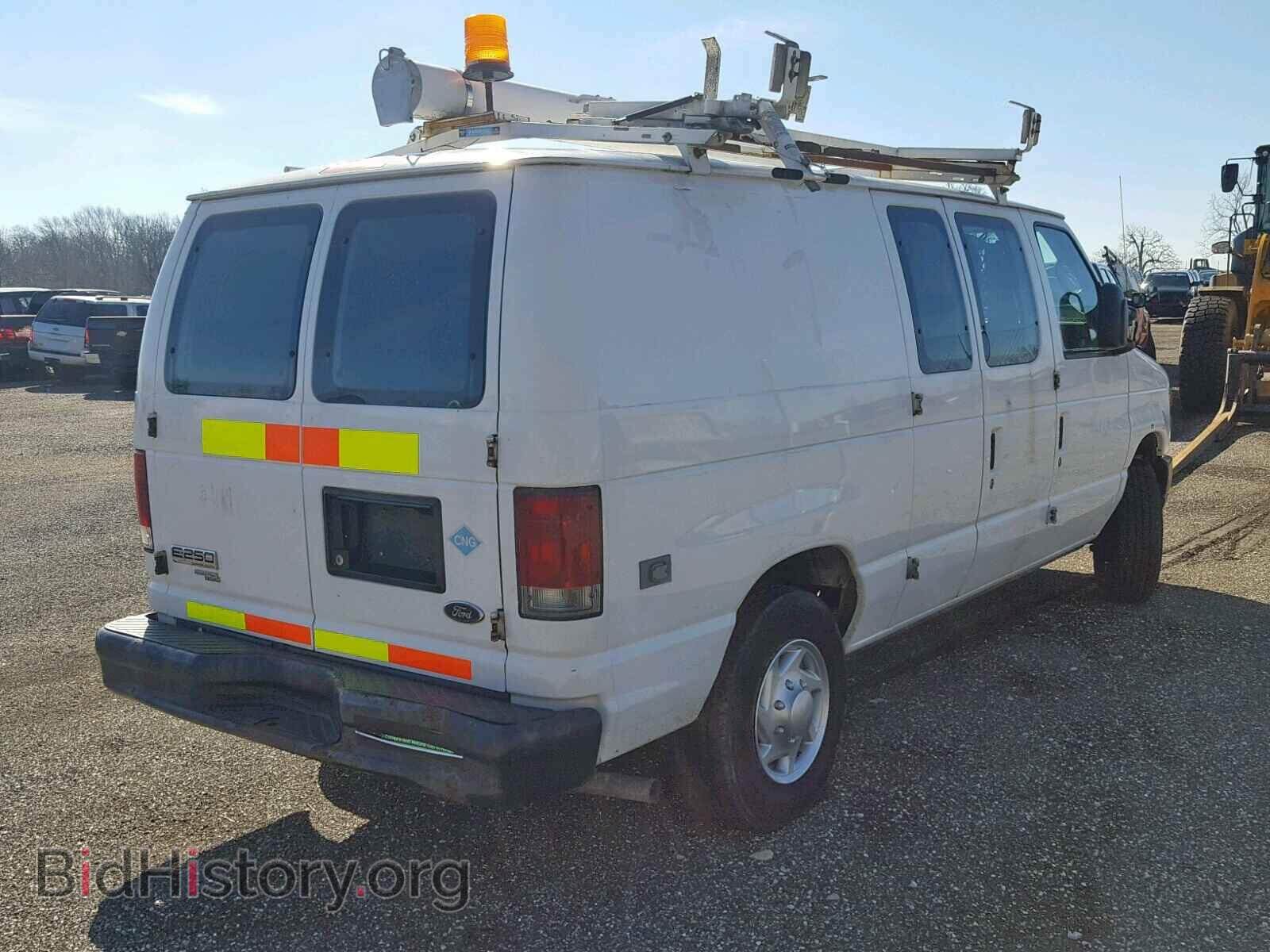 2011 FORD ECONOLINE - VIN: 1FTNE2ELXBDA10505 - Photo 4