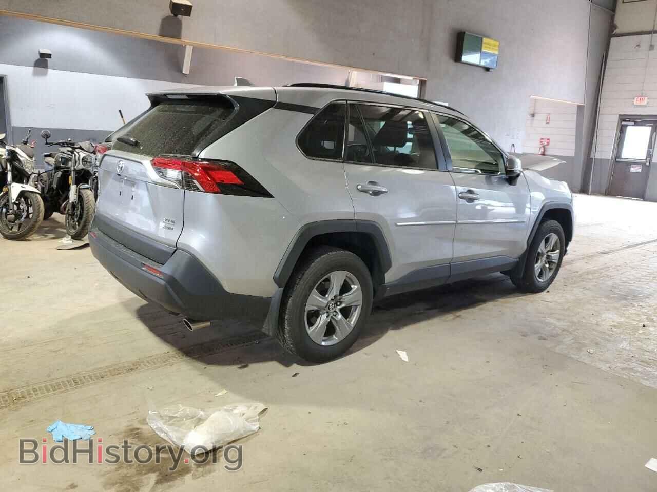 2023 TOYOTA RAV4 - VIN: JTMP1RFV2PD094937 - Фото 3