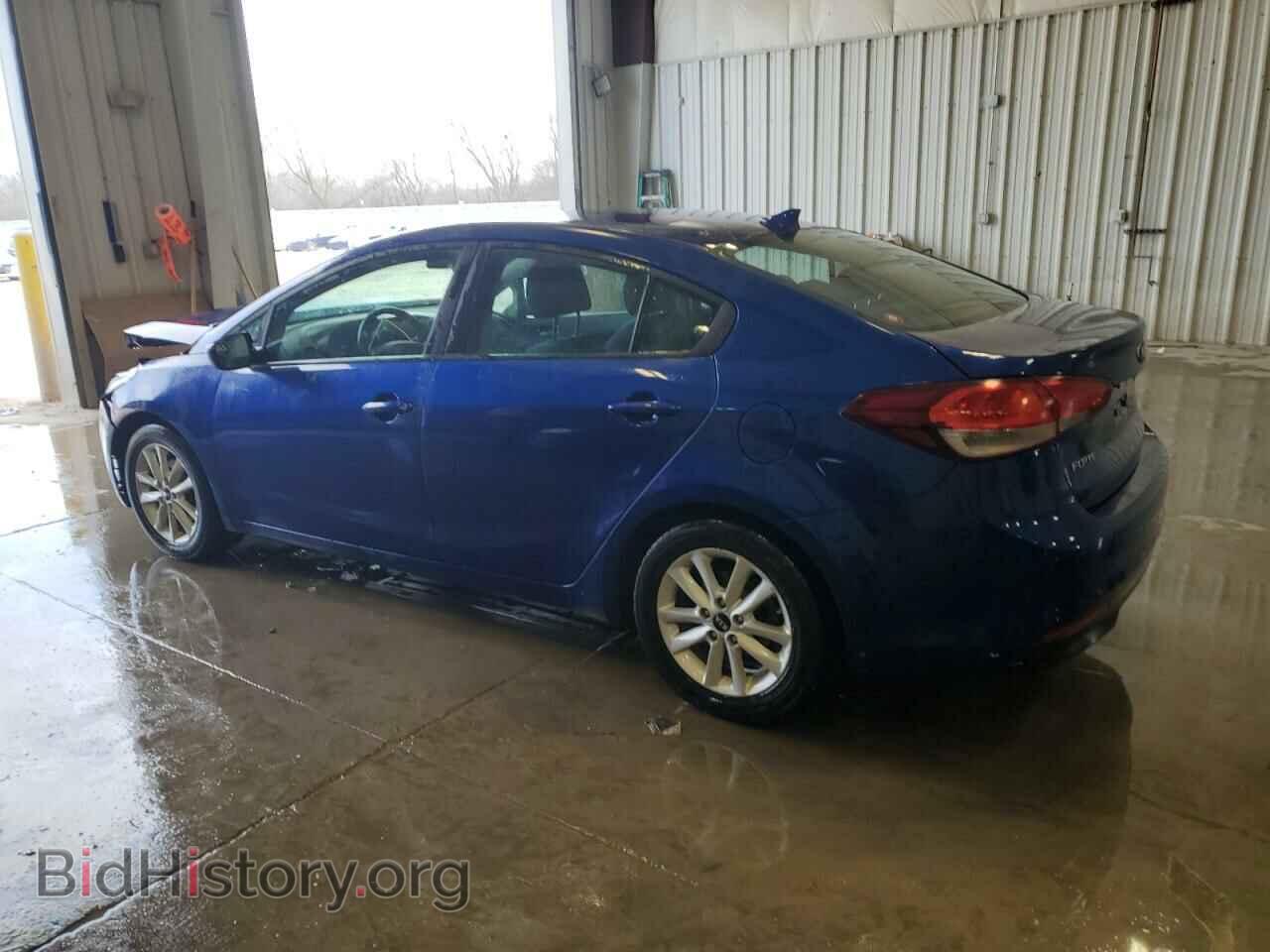 2017 KIA FORTE - VIN: 3KPFL4A78HE117106 - Фото 2