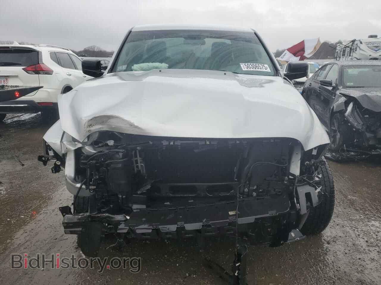 2018 RAM 1500 - VIN: 1C6RR7FG2JS203690 - Фото 5