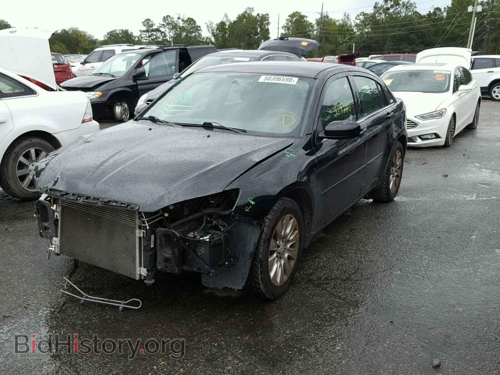 2012 CHRYSLER 200 - VIN: 1C3CCBAB3CN191828 - Фото 2