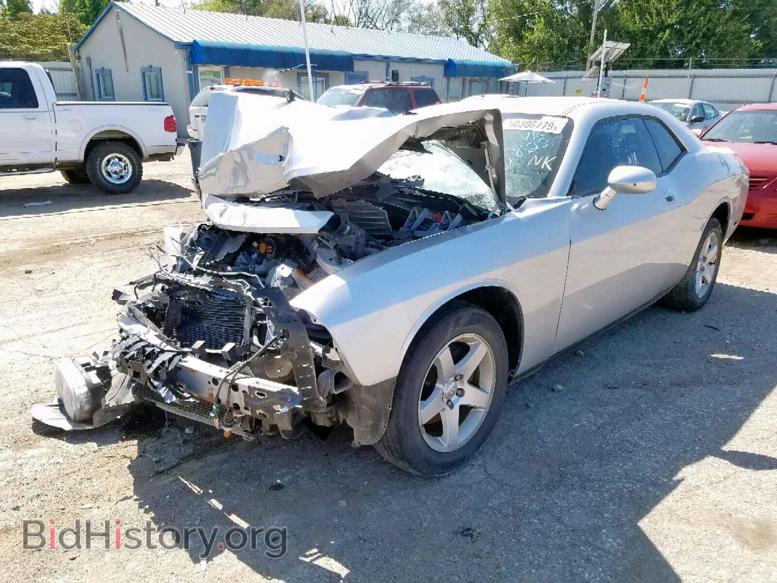 2010 DODGE CHALLENGER - VIN: 2B3CJ4DV4AH240786 - Photo 2