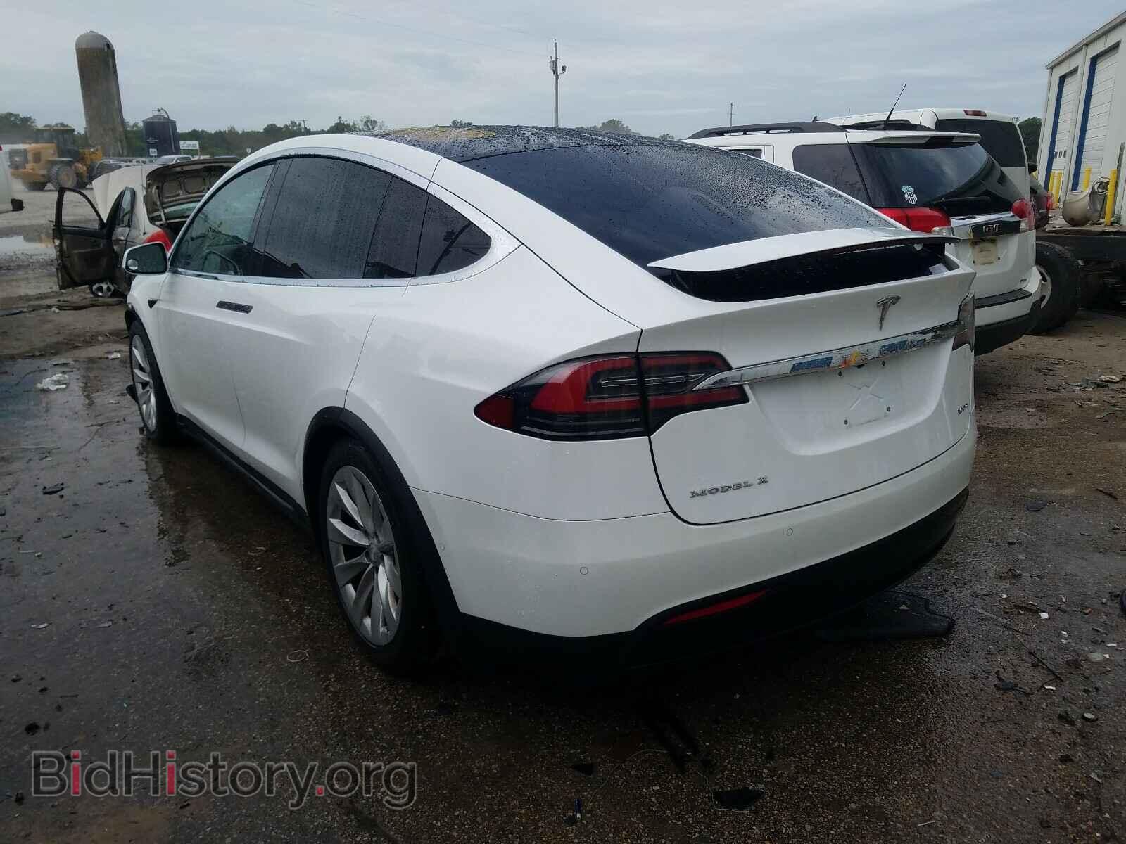 2017 TESLA MODEL X - VIN: 5YJXCDE26HF043634 - Фото 3