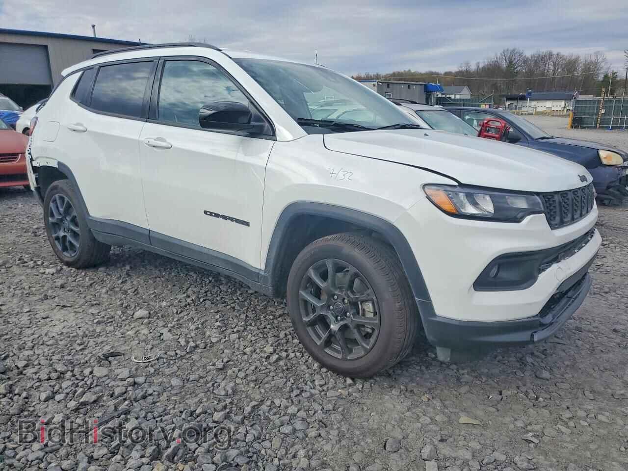 2026 JEEP COMPASS - VIN: 3C4NJDBN4TT192808 - Фото 4