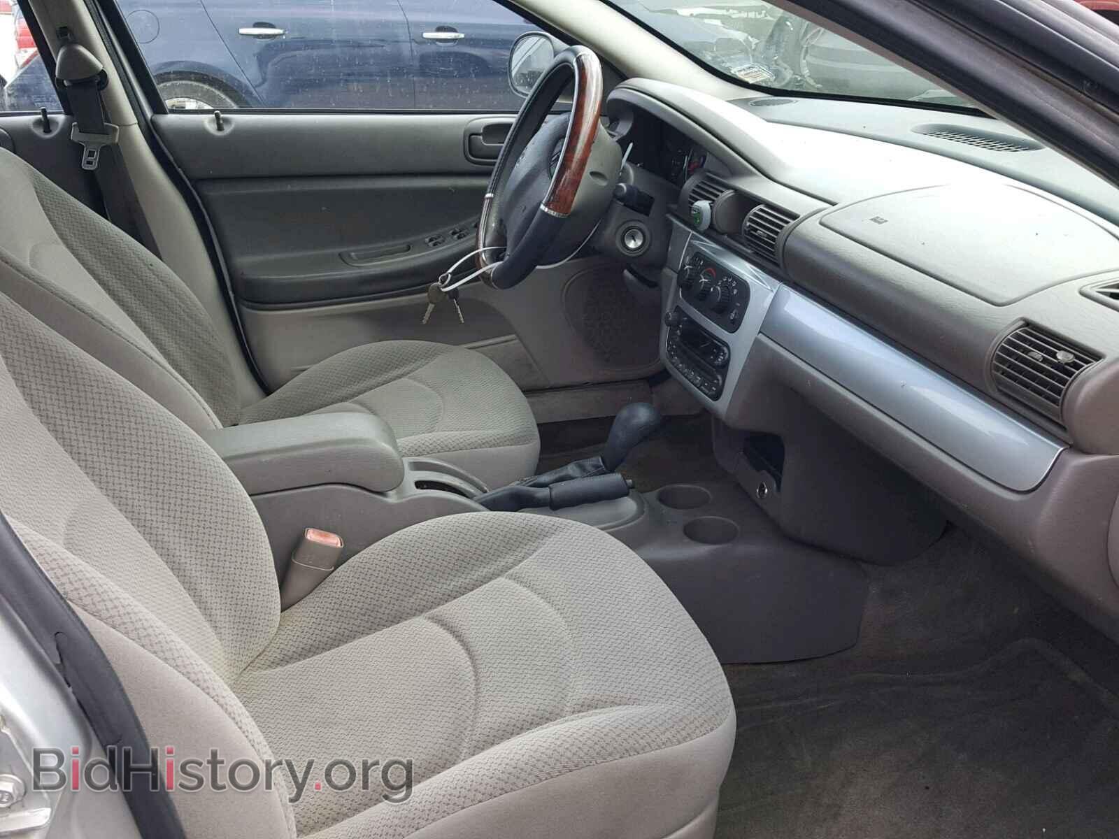 2006 CHRYSLER SEBRING - VIN: 1C3EL56RX6N190406 - Фото 5