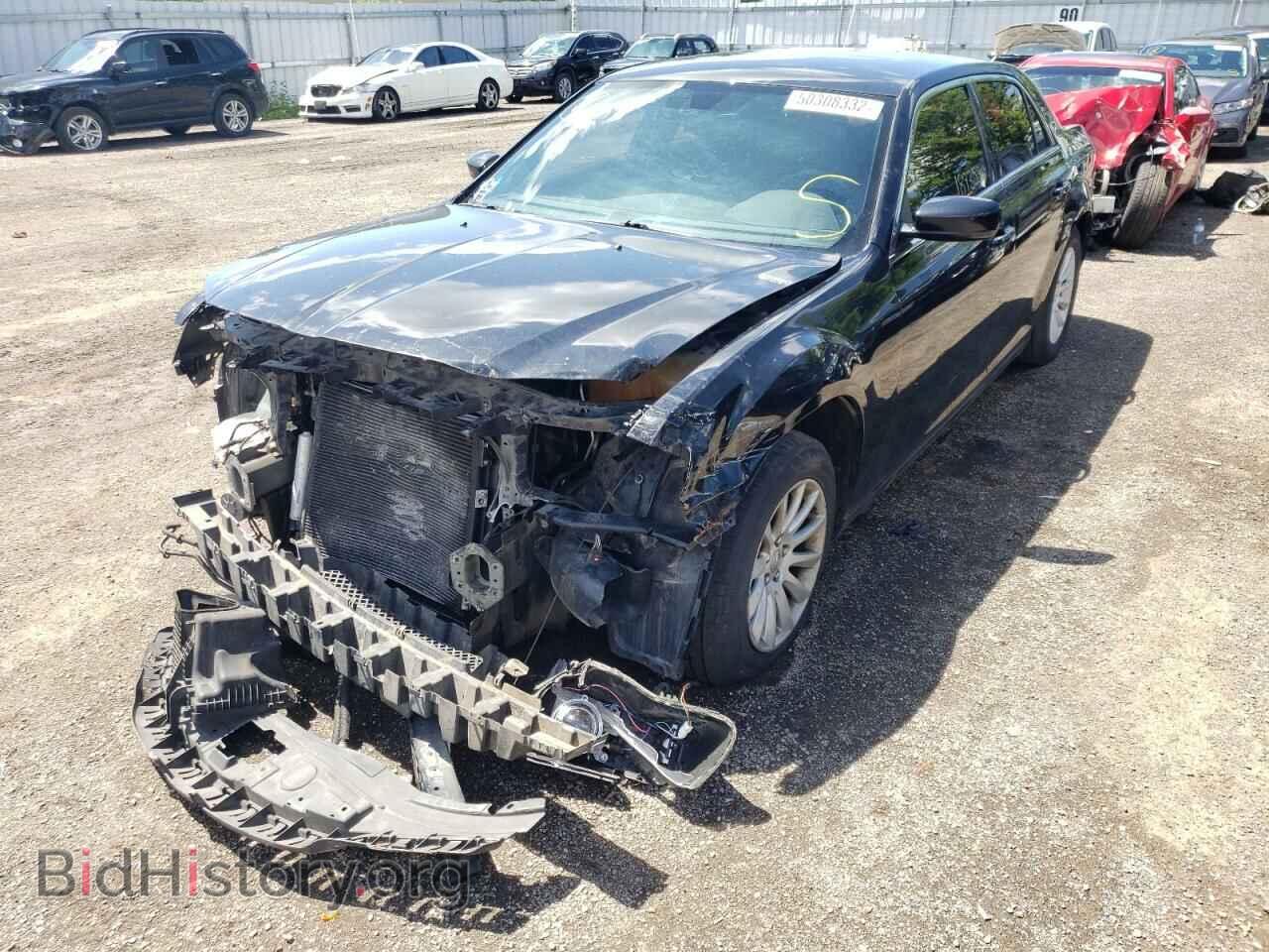 2014 CHRYSLER 300 - VIN: 2C3CCAAG7EH207580 - Фото 2