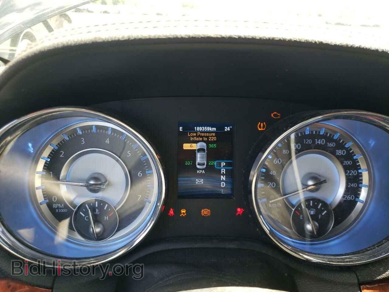 2014 CHRYSLER 300 - VIN: 2C3CCAAG7EH207580 - Фото 8