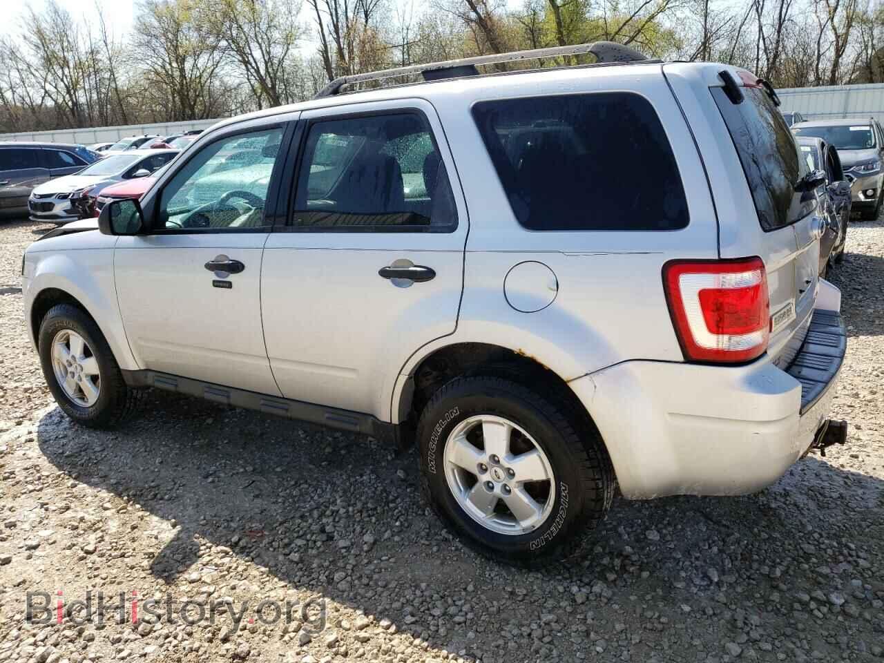 2011 FORD ESCAPE - VIN: 1FMCU9D79BKB98979 - Фото 2