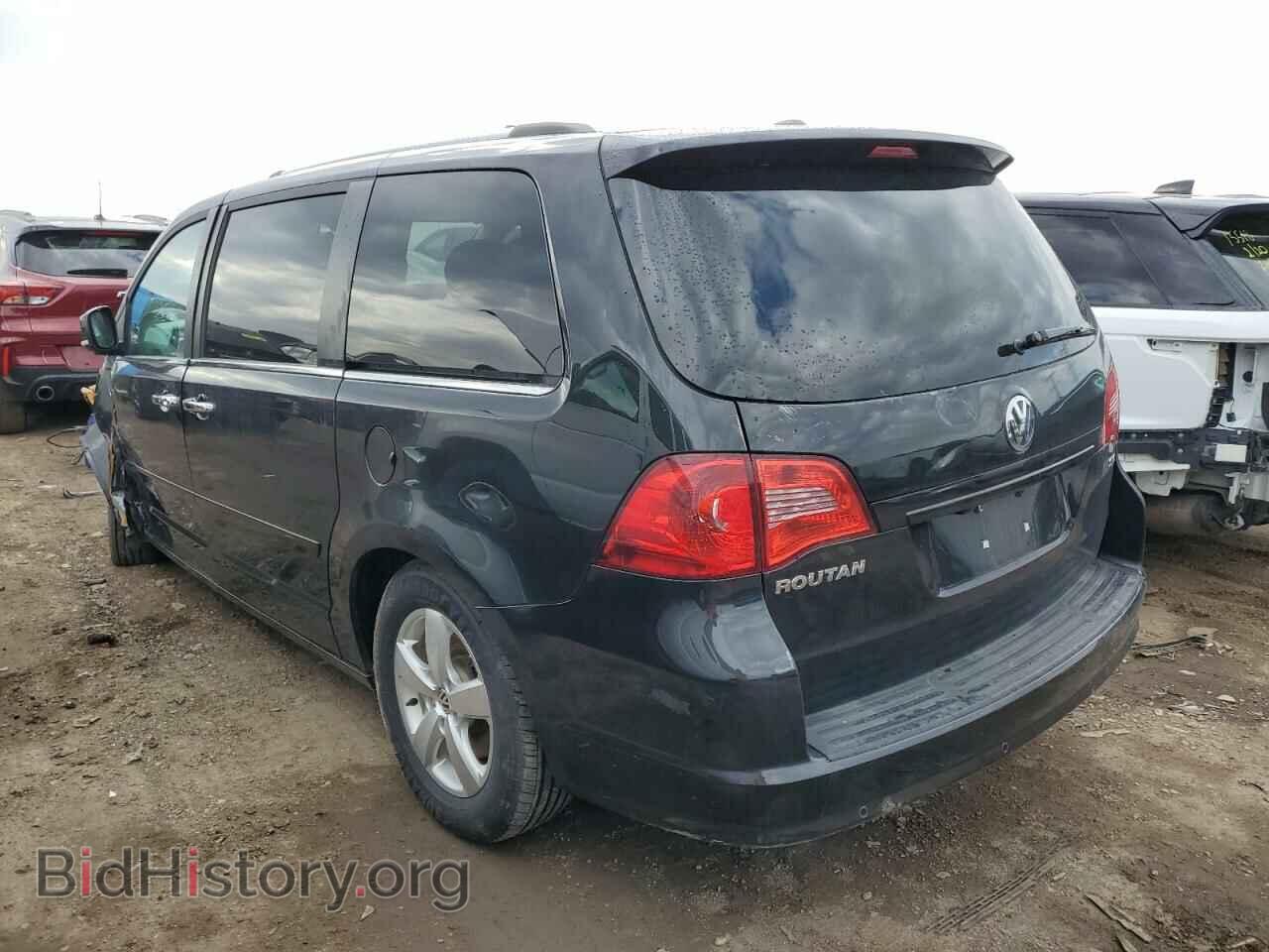 2013 VOLKSWAGEN ROUTAN - VIN: 2C4RVADG9DR725310 - Фото 2