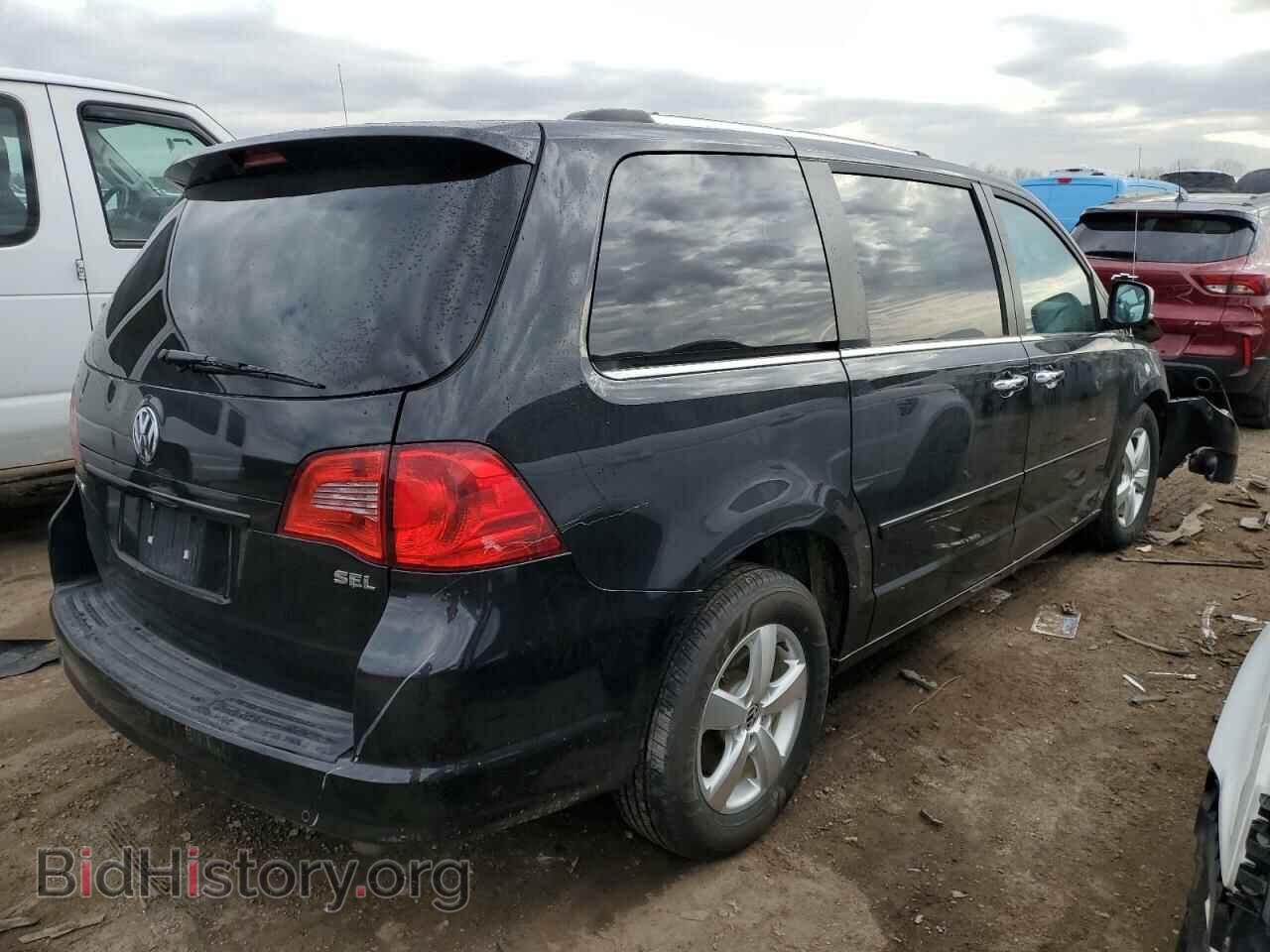 2013 VOLKSWAGEN ROUTAN - VIN: 2C4RVADG9DR725310 - Фото 3