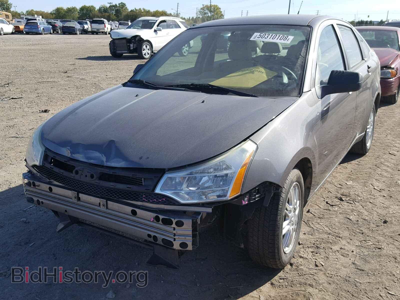 2009 FORD FOCUS - VIN: 1FAHP35NX9W147897 - Фото 2