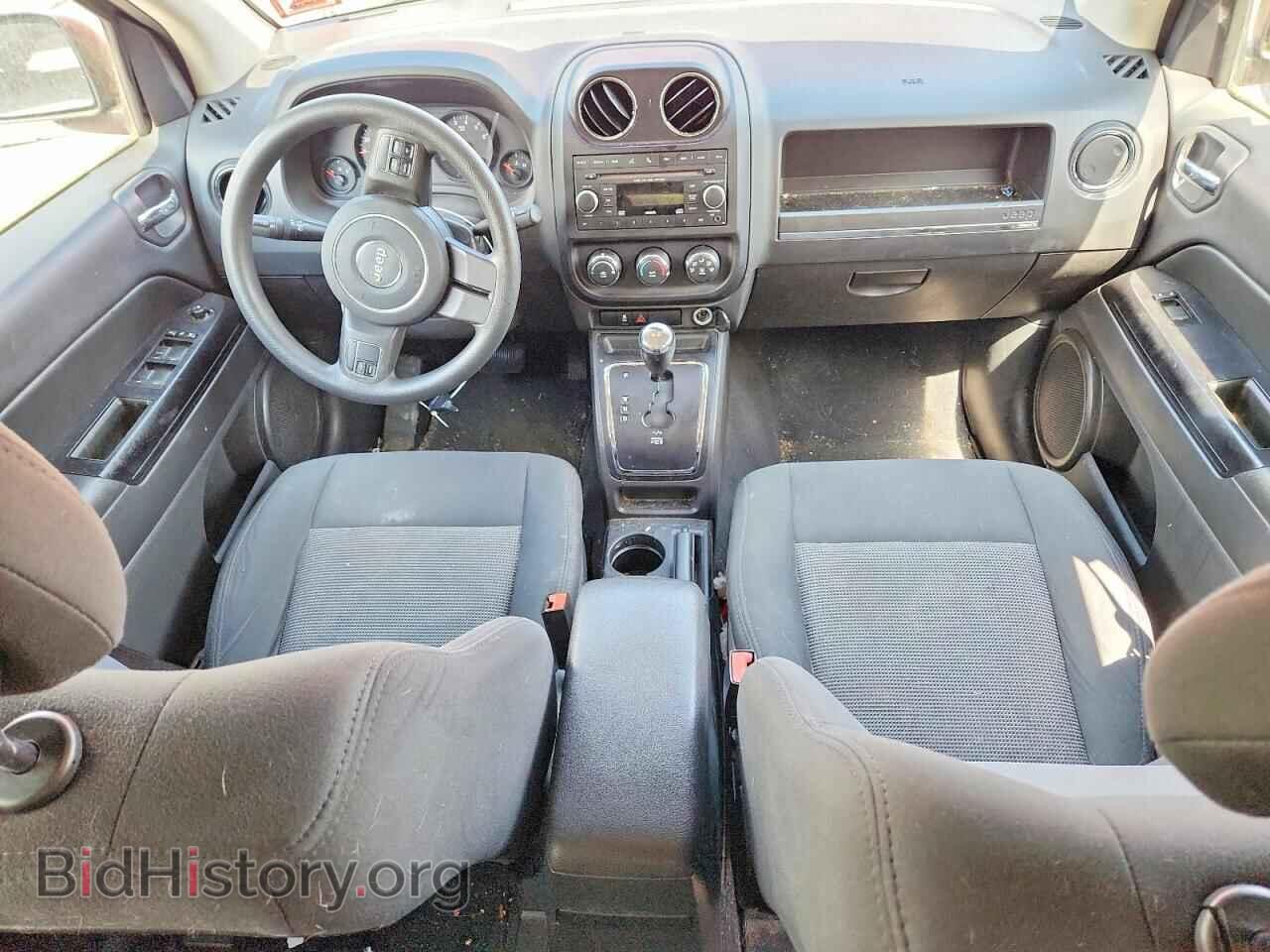 2012 JEEP COMPASS - VIN: 1C4NJDBB0CD537960 - Photo 8