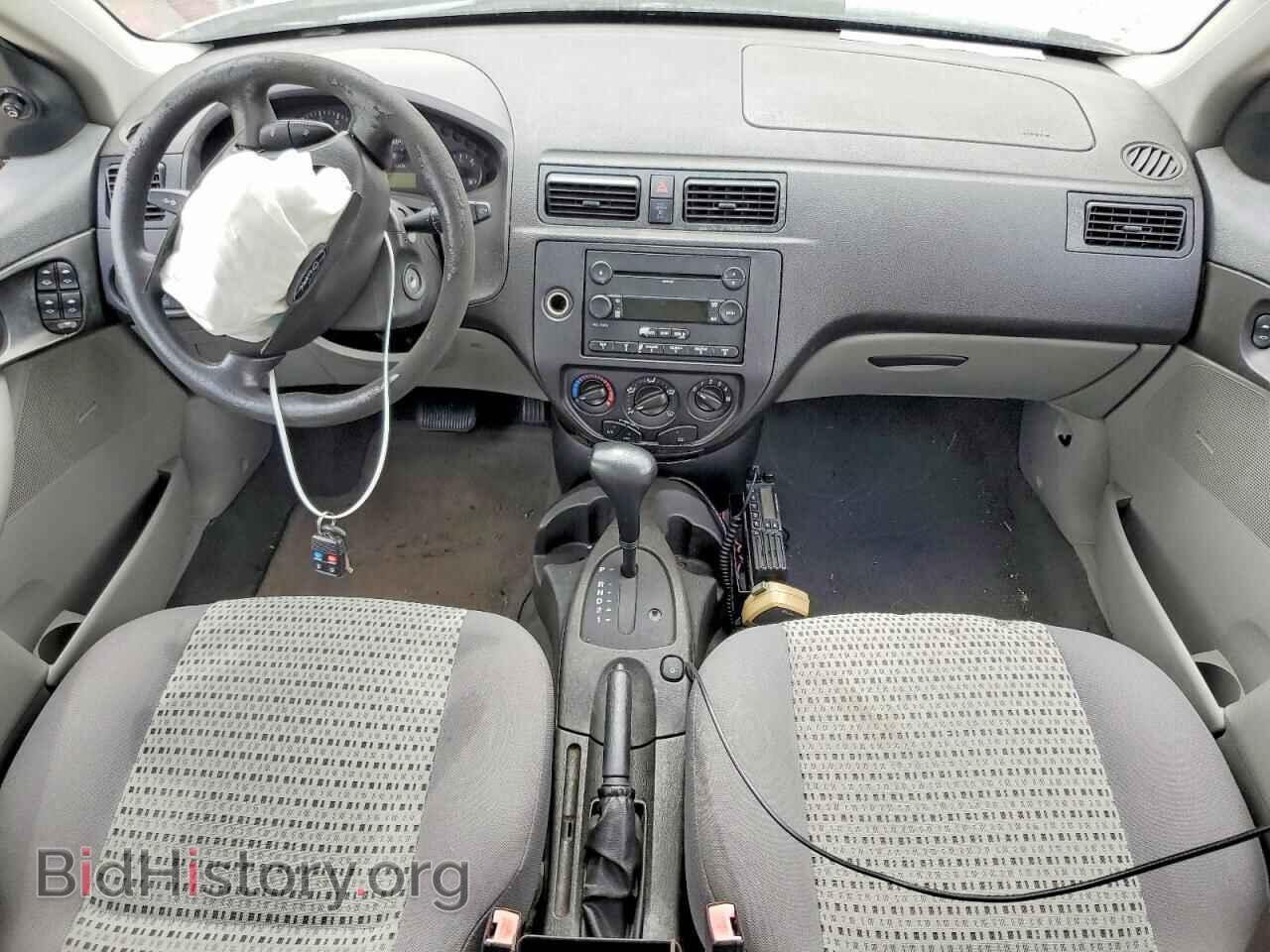 2007 FORD FOCUS - VIN: 1FAHP36N17W177236 - Фото 8