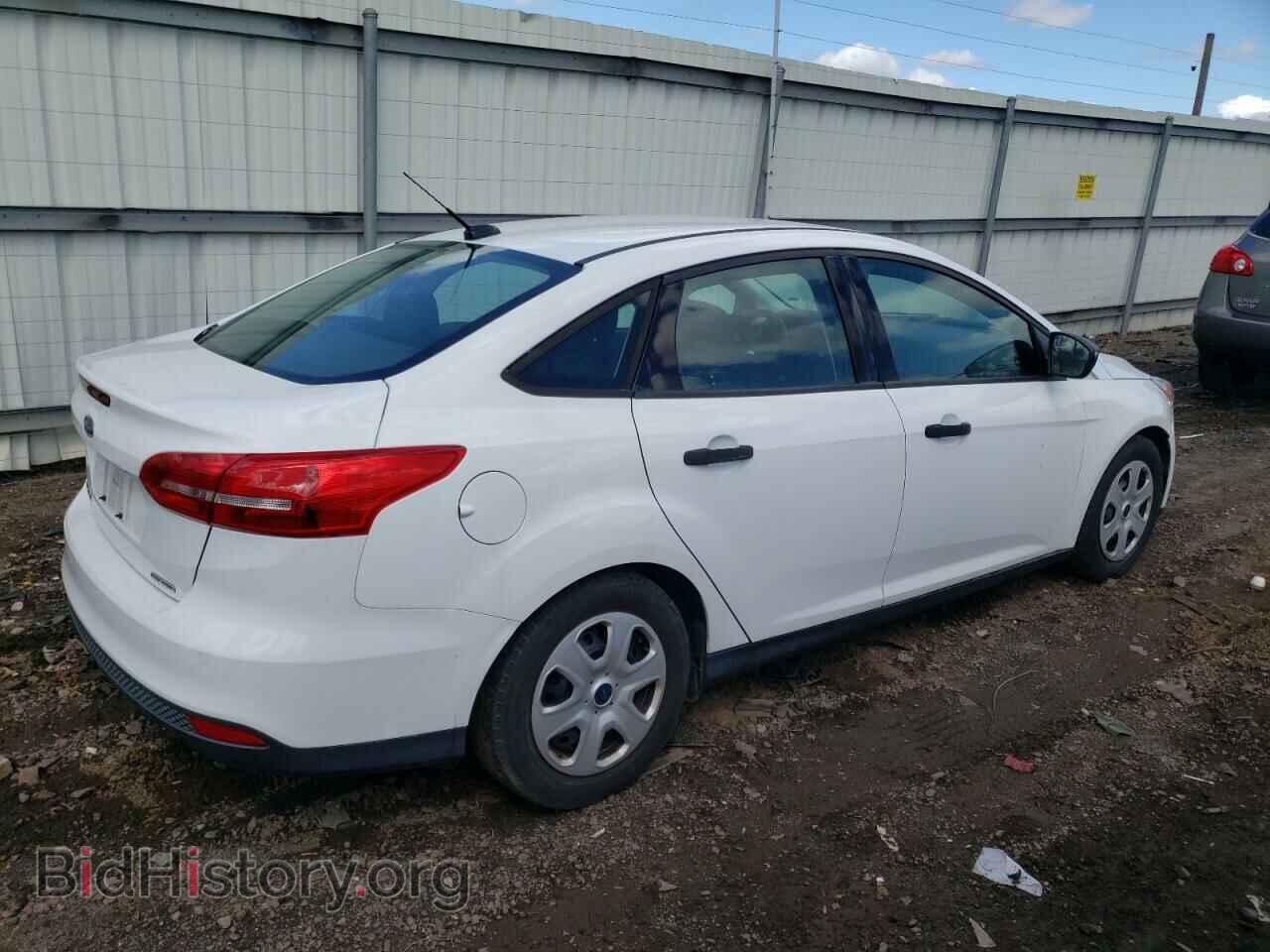 2016 FORD FOCUS - VIN: 1FADP3E28GL224365 - Фото 3