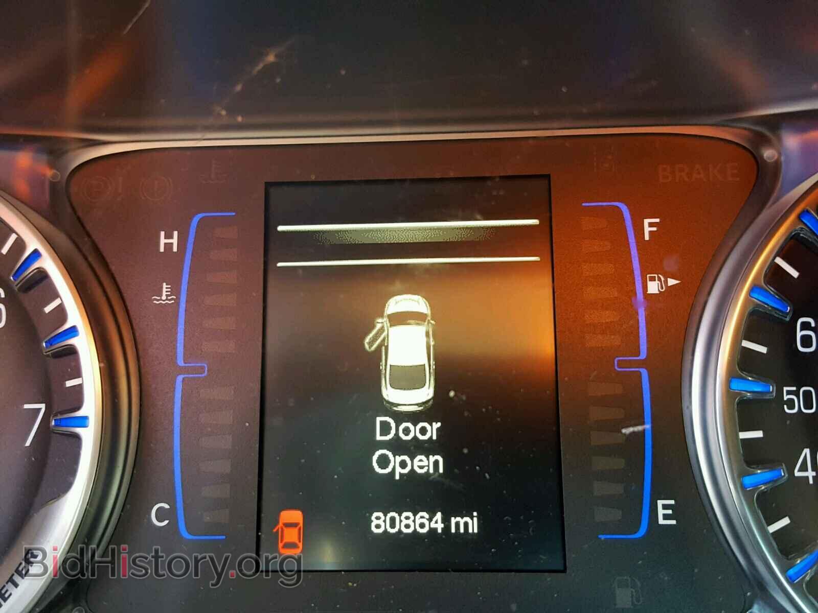 2015 CHRYSLER 200 - VIN: 1C3CCCAB1FN521718 - Фото 8
