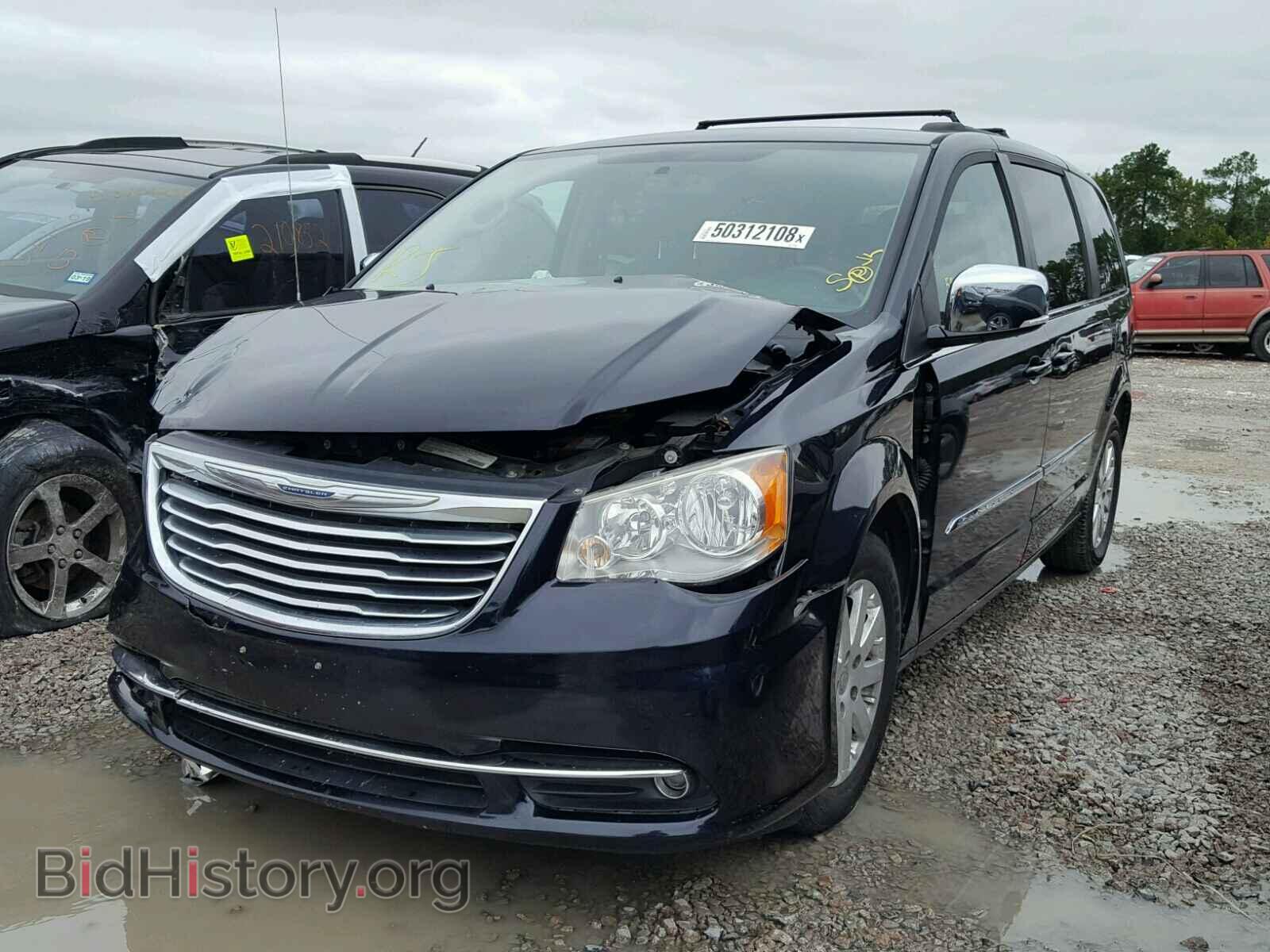 2011 CHRYSLER TOWN & COU - VIN: 2A4RR8DG2BR614067 - Фото 2