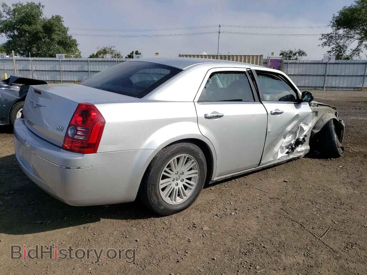2010 CHRYSLER 300 - VIN: 2C3CA4CD3AH216314 - Фото 3