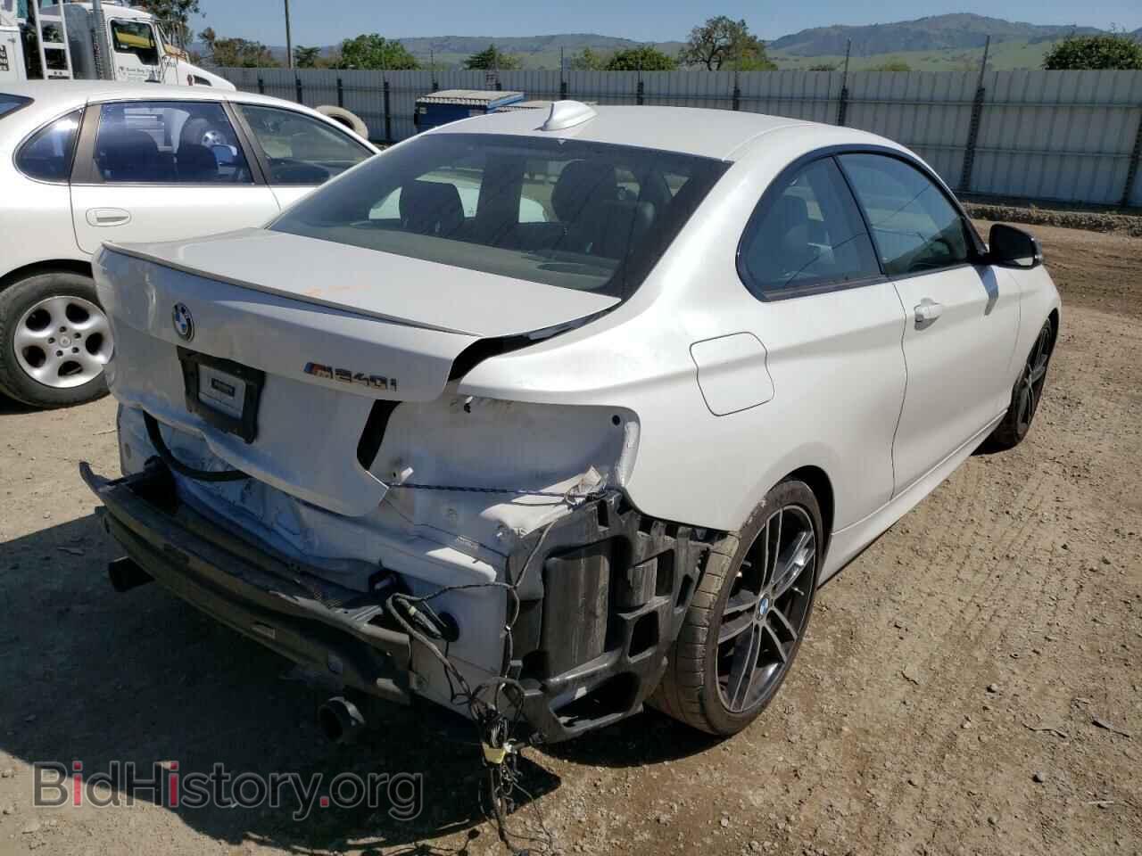 2018 BMW M2 - VIN: WBA2J5C57JVC07189 - Фото 3