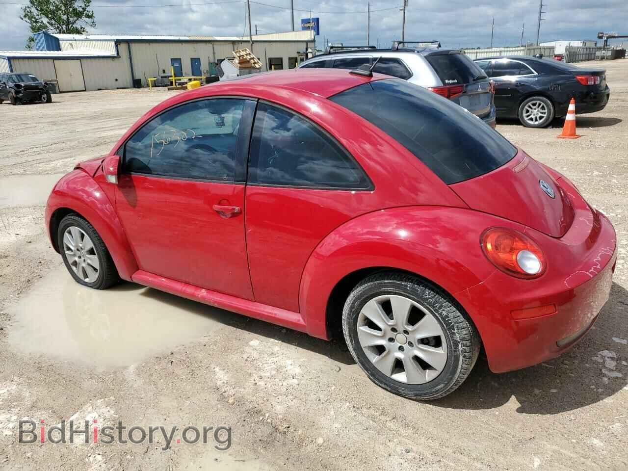 2009 VOLKSWAGEN BEETLE - VIN: 3VWRW31C59M500078 - Фото 2