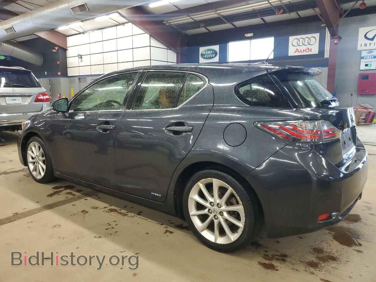 2011 LEXUS CT 200 - VIN: JTHKD5BH0B2036709 - Фото 2