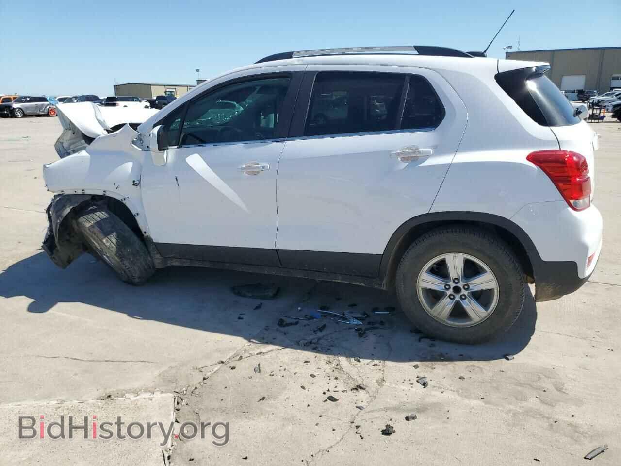 2020 CHEVROLET TRAX - VIN: 3GNCJLSB2LL207109 - Фото 2