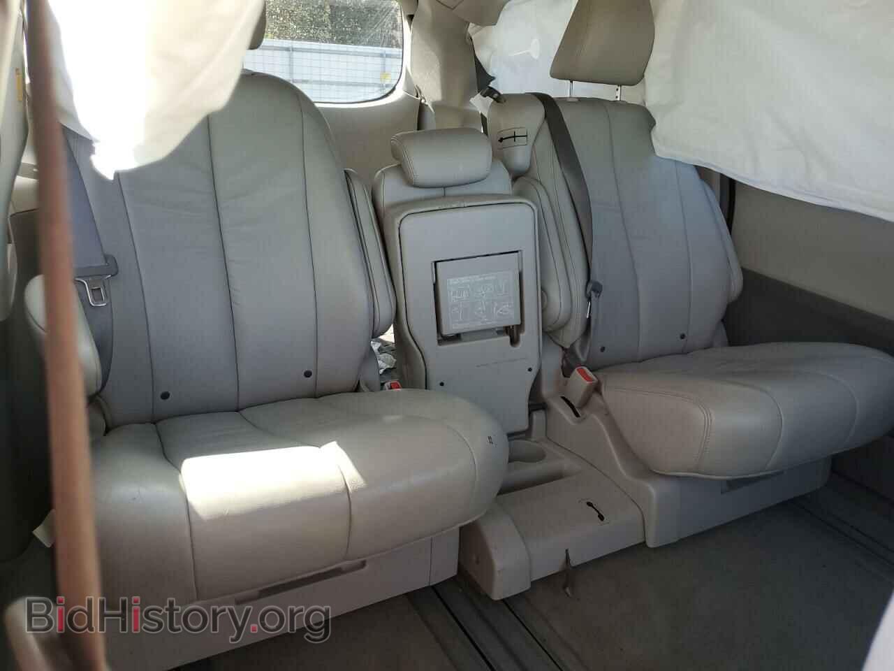 2011 TOYOTA All Models - VIN: 5TDYK3DC6BS171984 - Photo 11