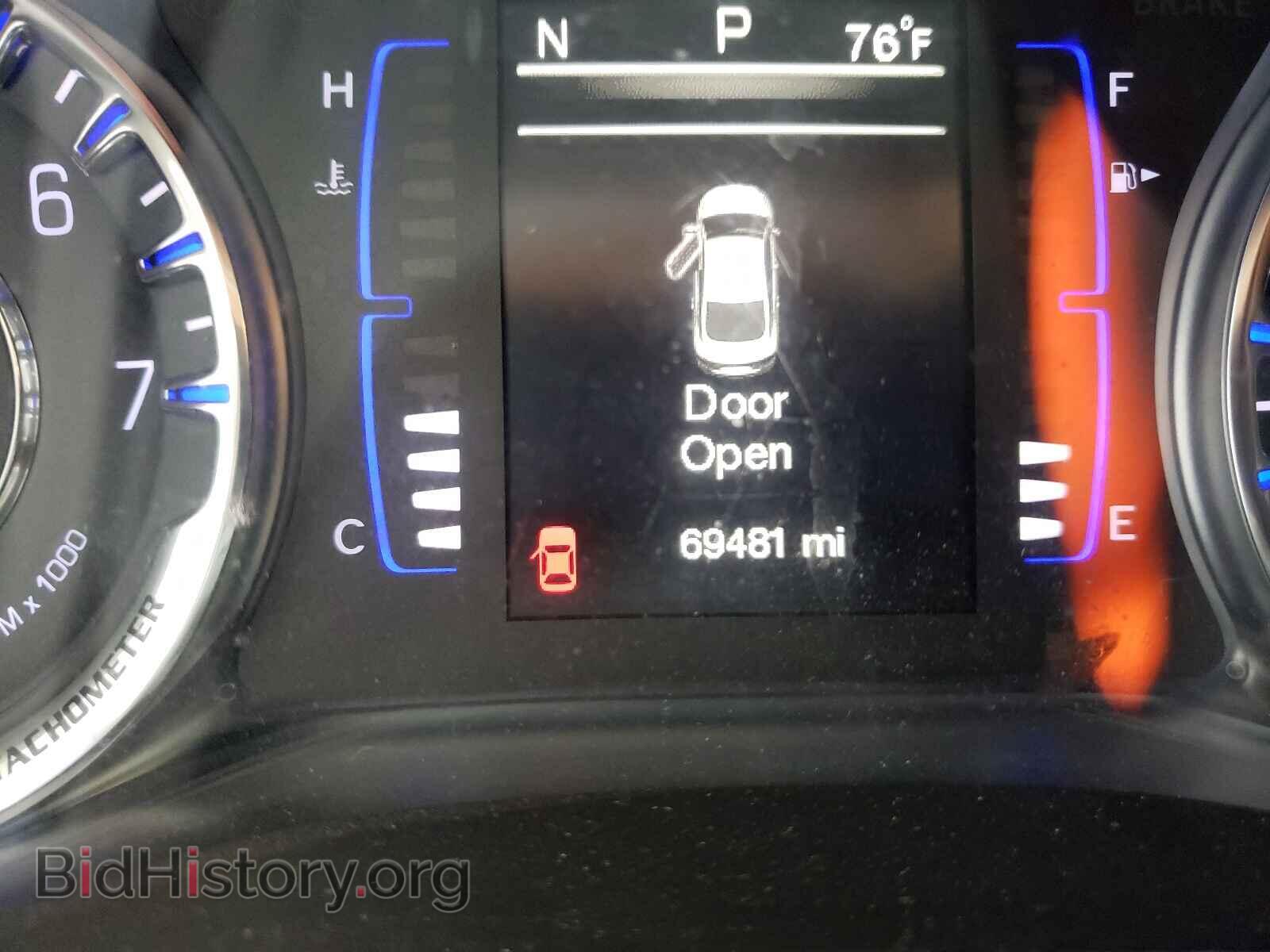 2015 CHRYSLER 200 - VIN: 1C3CCCAB9FN616091 - Фото 8