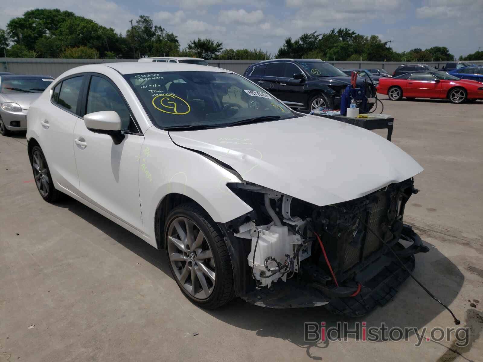 Photo 3MZBN1V34JM203276 - MAZDA 3 2018