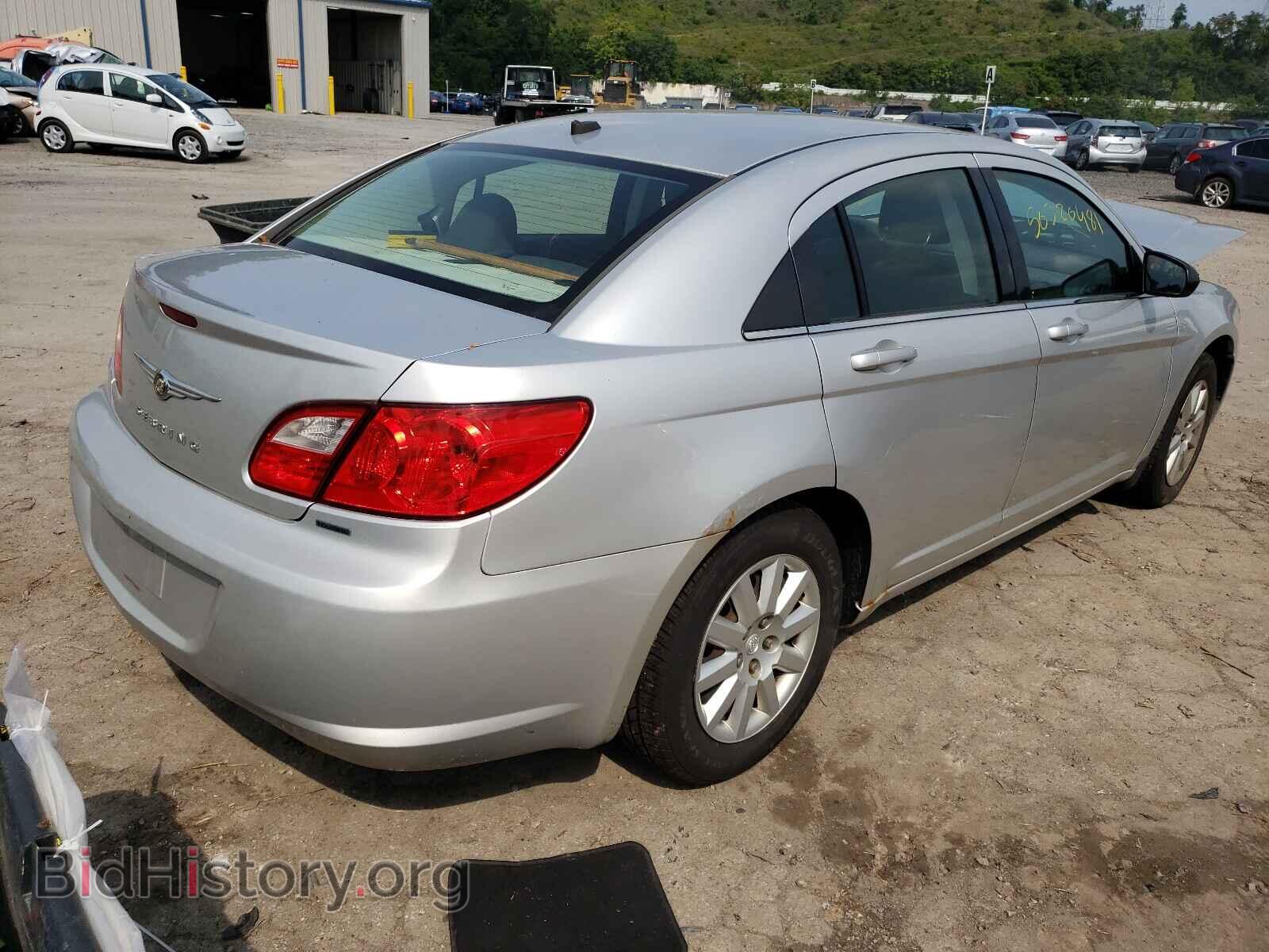 2010 CHRYSLER SEBRING - VIN: 1C3CC4FB4AN226054 - Фото 4