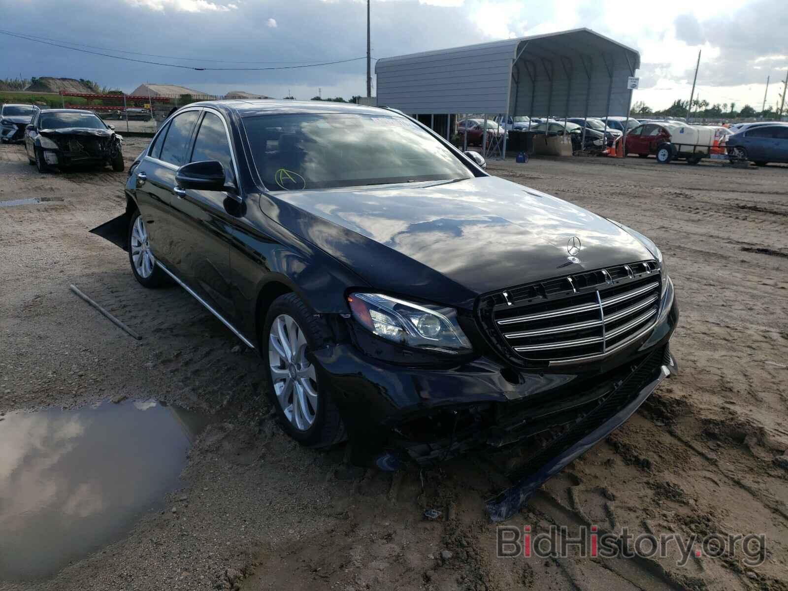 Photo WDDZF4JB2HA159353 - MERCEDES-BENZ E CLASS 2017