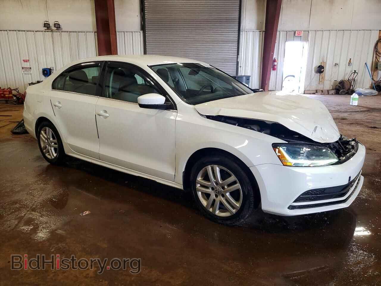 2017 VOLKSWAGEN JETTA - VIN: 3VW2B7AJ2HM205151 - Photo 4