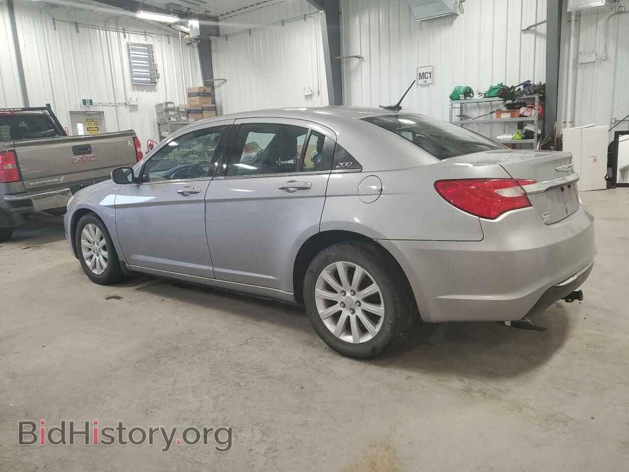 2014 CHRYSLER 200 - VIN: 1C3CCBAB4EN117059 - Фото 2