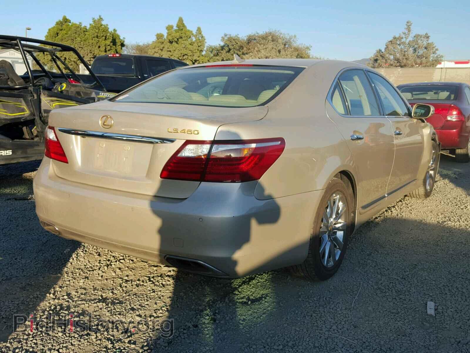 2011 LEXUS LS460 - VIN: JTHBL5EF0B5107886 - Photo 4