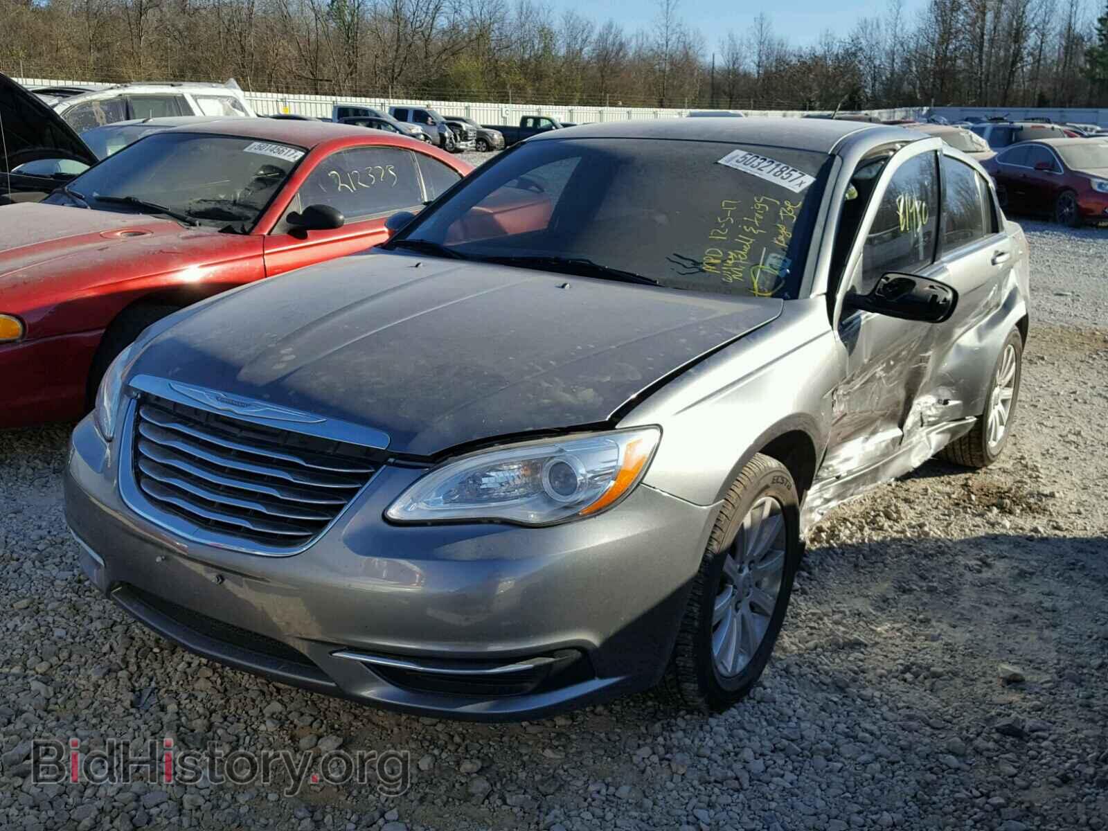 2012 CHRYSLER 200 - VIN: 1C3CCBBB8CN298842 - Фото 2