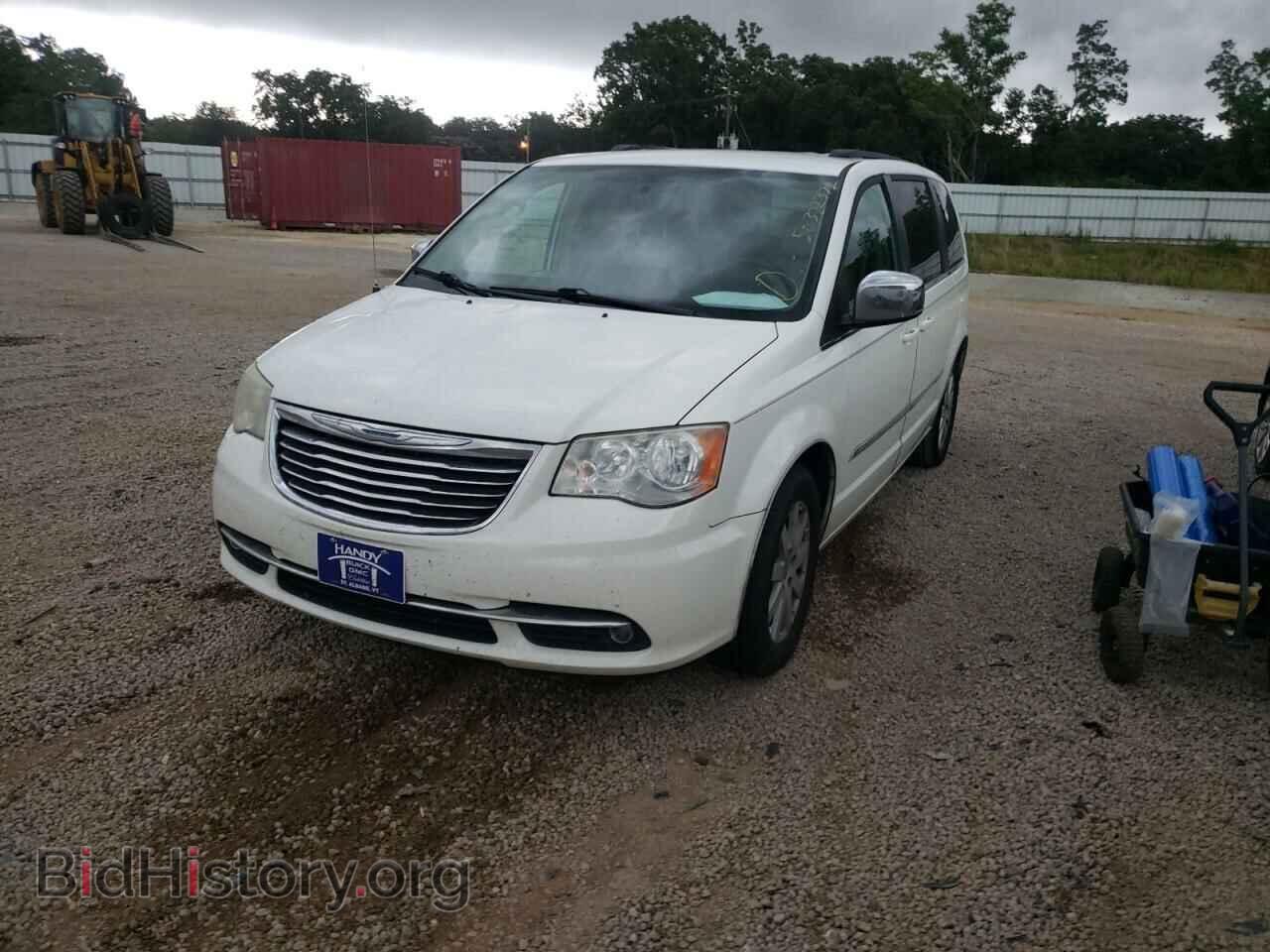 2011 CHRYSLER MINIVAN - VIN: 2A4RR8DG4BR785449 - Фото 2