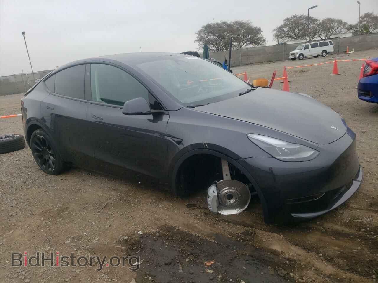 2024 TESLA MODEL Y - VIN: 7SAYGDED3RF011237 - Photo 4
